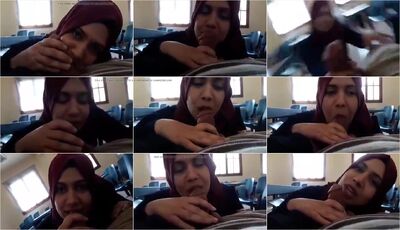 محجبة ممحونة تمص لحبيبها في الجامعة و تقولو كلام يهيج